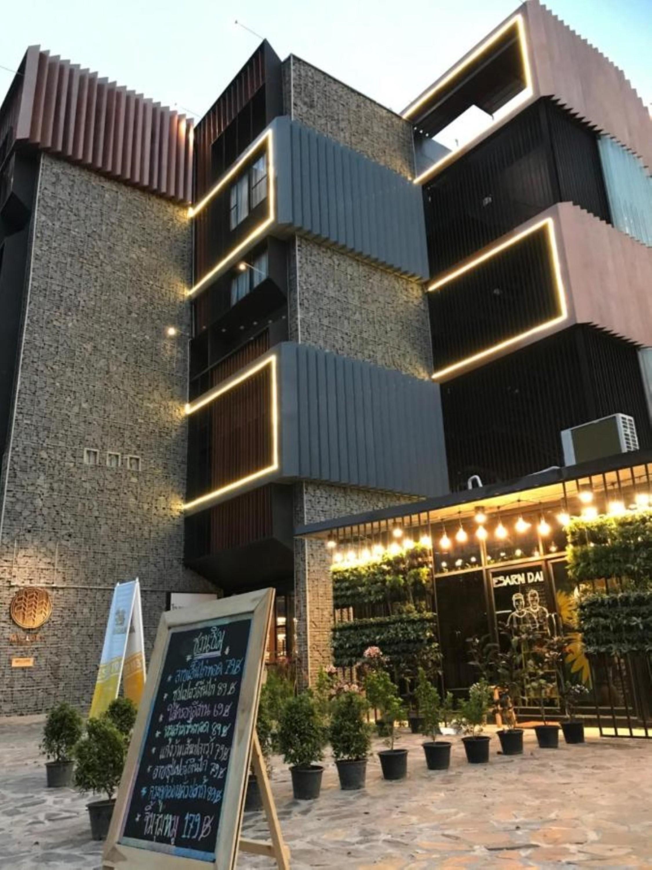 My Loft Hotel Sha Chiang Mai Exterior photo